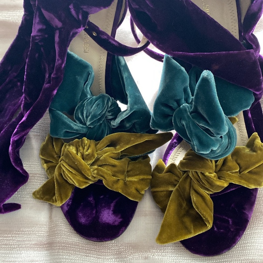 Velvet Heeled Sandals with Bows
